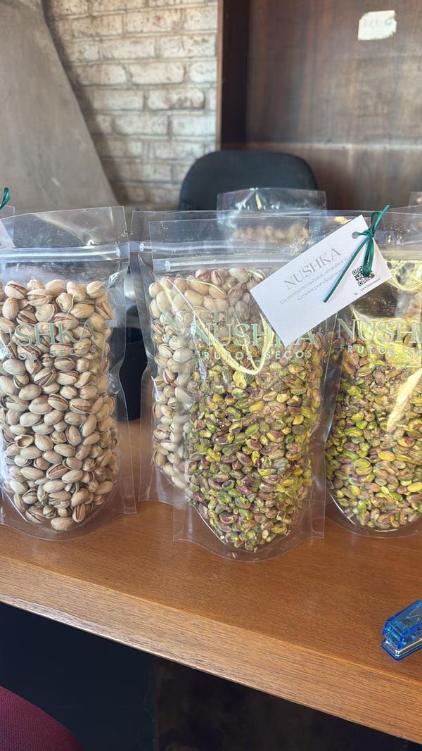 pistachos nushka