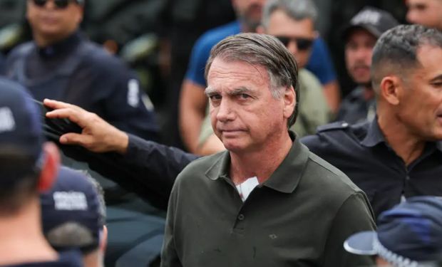 Com PL aprovado, quanto a pena de Bolsonaro pode ser reduzida?