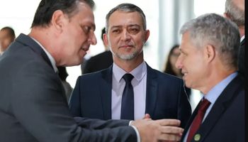 Governo adia lançamento do Plano Safra 24/25 após reunião de Lula com ministros
