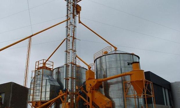 Mezclar expeller de soja con maíz y exportarlo para evitar la sobreoferta
