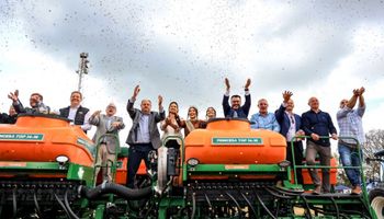 Plantio da soja 2025/26 começa com projeção de safra recorde em Mato Grosso do Sul e Rio Grande do Sul