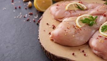 Reino Unido aumenta cota para importar mais carne de aves do Brasil