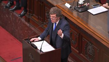 Retenciones: el Gobierno prevé recaudar 41,3% más en 2027 pese a reducir las alícuotas