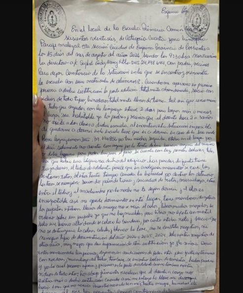 Carta manuscrita con sellos oficiales: denuncia de la maestra rural Nancy Godoy antes de su desaparición