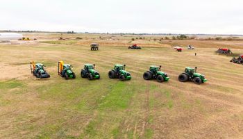 Una marca argentina trae 140 tractores de China y prepara su planta de ensamblado en Carmen de Areco