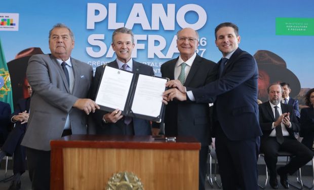 Governo deve encaminhar ao Congresso a proposta de renegociação das dívidas rurais; cerimônia também teve anúncios sobre o El Niño e a exportação de DDGs