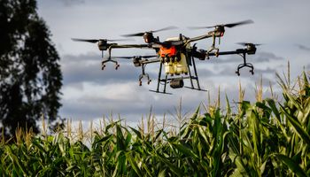 Sindag propõe ação federal para fiscalizar drones agrícolas