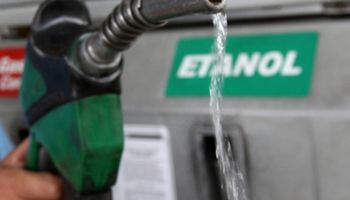 Preços do etanol caem com avanço da moagem e aumento da oferta
