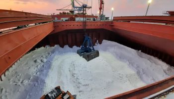 Entregas de fertilizantes somam mais de 12 milhões de tons
