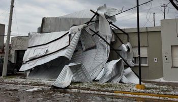 Videos impactantes: así golpeó la tormenta de Santa Rosa con granizo y fuertes vientos en zonas claves para los cultivos