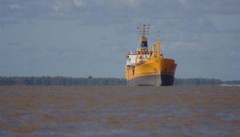 La hidrovía entra en una nueva era: comienzan las obras y baja el costo del peaje