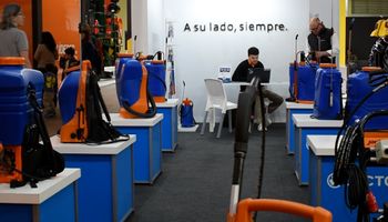 De las mochilas inteligentes a la pulverización de precisión, presentaron hasta una hidrolavadora de agua caliente: Jacto en la Expo Rural 2026
