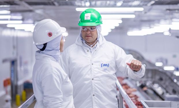 JBS abre 350 vagas de emprego em unidades da Friboi e da Seara no interior de São Paulo.