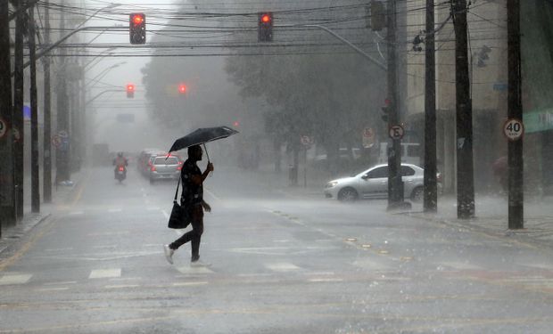 Previsão do tempo: ciclone extratropical leva chuva forte e granizo ao Sul nesta quarta-feira