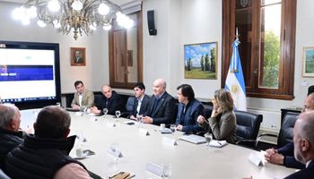 El Niño encendió la alerta en el campo: el Gobierno y la Mesa de Enlace trabajan en un plan ante el aumento de las lluvias