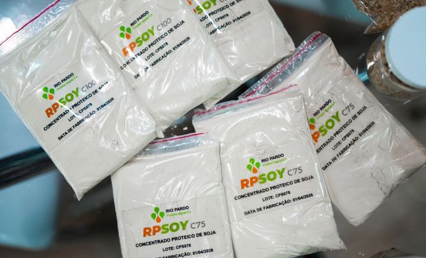 Concentrados proteicos de soja da linha RPSOY, da Rio Pardo Proteína Vegetal, apresentados durante o SIAVS 2026.
