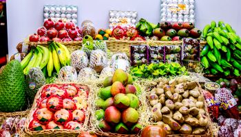 Feira de hortifrúti cresce 128% e amplia presença de marcas