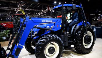 ¿El tractor definitivo para ganadería? Se mostró en La Rural de Palermo