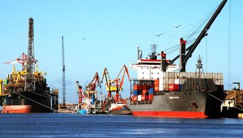 Governo anuncia mais de R$ 14 bi de investimentos em 35 leilões portuários