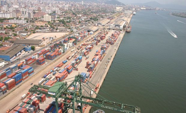 Queda foi puxada pela redução nas exportações das principais commodities brasileiras: minério de ferro, soja e petróleo. (Foto - Governo do Brasil)