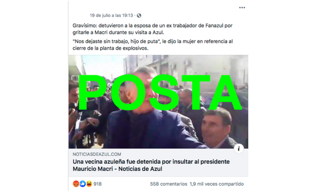 Los medios locales publicaron un video donde se ve que dos policías la detienen mientras la mujer insulta.