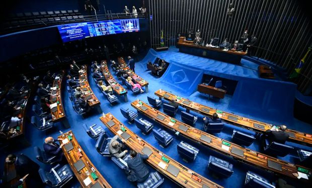 Senado debate uso de recursos do pré-sal para financiar dívidas do agro; veja o que está em discussão