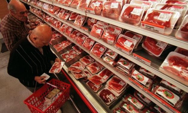 "El supermercado esta muy ávido de maximizar utilidades", destacó.