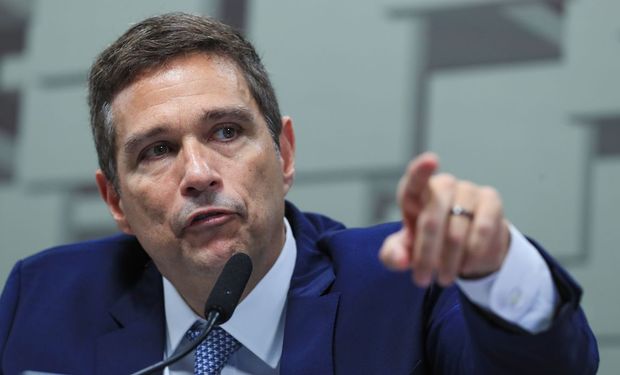Presidente do BC disse que o índice deverá terminar o ano com melhora em relação às previsões iniciais.