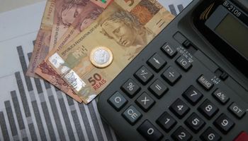 Prévia do PIB interrompe série de quedas e sobe 0,4% em agosto, diz BC