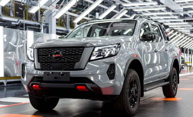 Nissan alcanzó las 100 mil unidades de Frontier en la fábrica de Córdoba: a qué países se exporta la pick up que alcanzó un récord de participación en el mercado