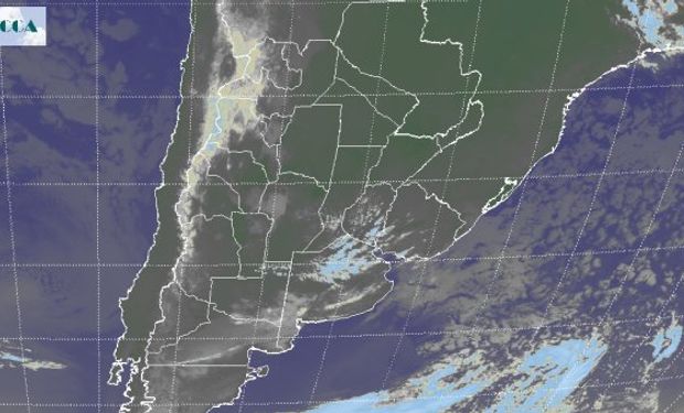 Cielos mayormente despejados en todo el centro y norte del país asociados a altas presiones que imponen condiciones de estabilidad.
