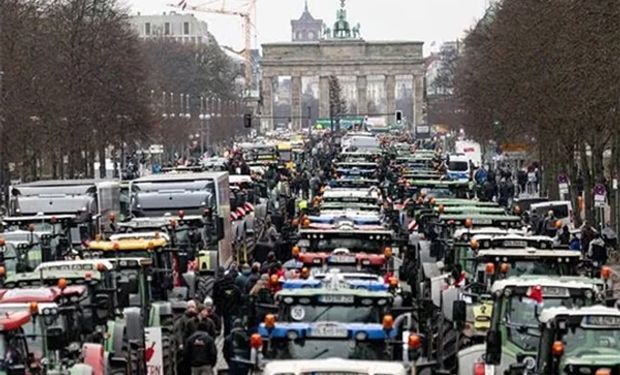 En medio de protestas, el Parlamento europeo aprobó una ley resistida por el campo