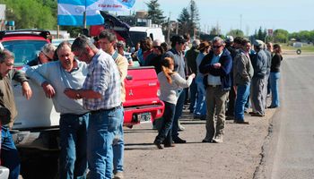 Productores saldrán mañana a las rutas