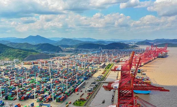 Covid: China aplica "tolerancia cero" y amenaza con paralizar la cadena de suministro en los puertos