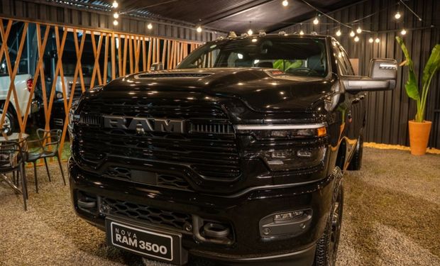 Nova Ram 3500 Laramie Night Edition é destaque no 48º Campeonato Nacional da ABQM