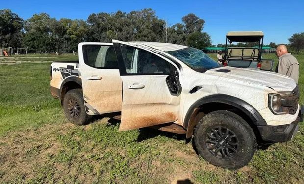 Volcó una Ranger Raptor 0km antes de entregarla y quedó grabado