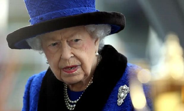 La salud de de la Reina Isabel II: hay preocupación en Reino Unido ya que canceló actividades y está bajo supervisión médica