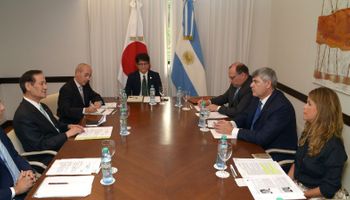 Destacan el relanzamiento de la relación bilateral con Japón