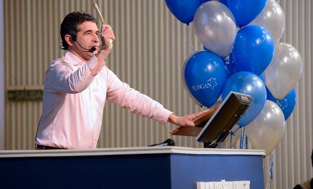 Rosgan llegó a los dos millones de cabezas con una subasta que fue una fiesta.