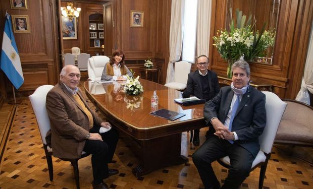 A través del Consejo Agroindustrial Argentino, el campo se reunió con Cristina en el Senado