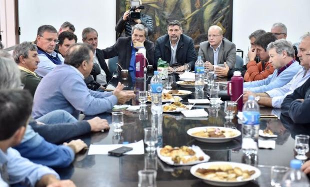 Reunión en la sede de Federación Agraria Argentina.