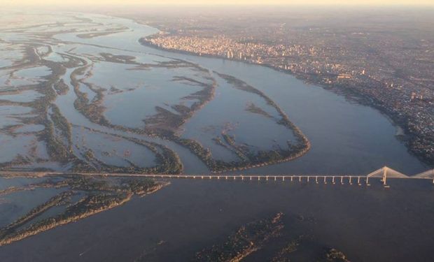 Un estudio sobre la altura del río Paraná.