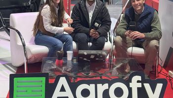 La Posta, en vivo desde la Expo Rural: Gina La Piculina, top de noticias y la improvisación junto a Braian Simaldoni
