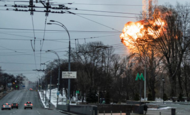 Rusia bombardea ciudades ucranianas y el trigo en Chicago se acerca a los US$ 400