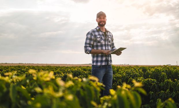 Presidente do Sistema Faesc/Senar-SC, José Zeferino, destaca que o foco é garantir que a comercialização dos produtos agropecuários siga de maneira segura. (foto - Getty Images)