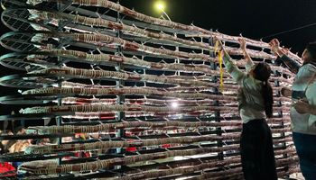 Buscan recuperar el titulo del salame más largo del mundo: tienen que superar los 470 metros