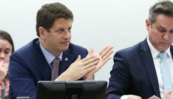 Ricardo Salles apresenta plano de trabalho da CPI do MST