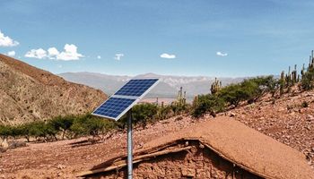 Se entregarán más de 6 mil kits solares a hogares rurales en cuatro provincias