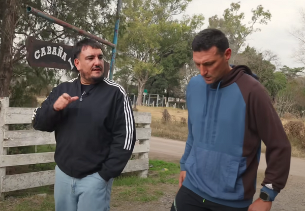 scaloni en el campo