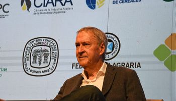 Schiaretti en Acsoja: "Es el final de ciclo político de Cristina Fernández y Mauricio Macri"